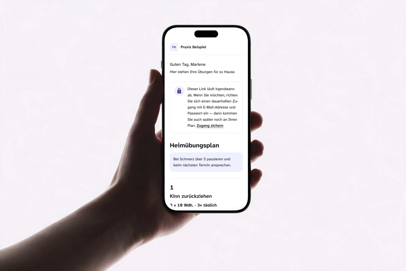 KI-generiertes Symbolbild — eine Hand hält ein Telefon, auf dem Bildschirm die Patientenansicht mit Praxisname, Begrüßung und den ersten Übungen des Plans.